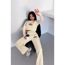 Newco Kadın Parmak Geçmeli Ola Nakışlı 2'li Triko Takım