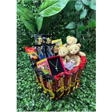 Özbience Sevgiliye Özel Çikolata Kutusu, Kar Küreli Hediye, Bol Çikolatalı Kutlama