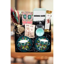 Özbience El Yapımı Çini Fincan ve Hediye Seti, Kahve, Çikolata, Mum, Kuru Buket