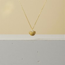 Nova Grup Deniz Kabuğu Figürlü Zirkon Taşlı 14 Ayar Altın Kolye