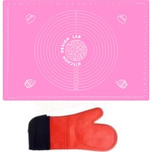 Kitchen Design Lab 2'li Set Pembe 45X65 cm Silikon Hamur Açma Matı ve Kırmızı Silikon Yanmaz Mutfak Fırın Eldiveni