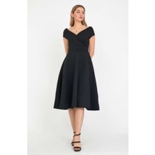 Cottonlab Kadın Kısa Kollu Kruvaze Yaka Eteği Volanlı Krep Elbise