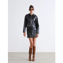 LC Waikiki Soulife Siyah Beli Fermuarlı Deri Görünümlü Mini Etek