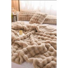Çeyiz Diyarı Tomris Tavşan Tüyü Çift Kişilik Yatak Örtüsü 220X240 cm Vizon