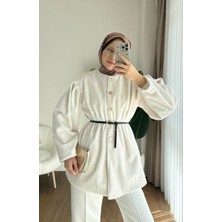 RFK Butik Kadın Düğme Detaylı Kemerli Yeni Sezon Tay Tüyü Ceket - Krem