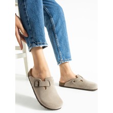 Mycorni Unisex Süet Deri Kapalı Sabo Terlik – Anatomik Ark Destekli Doğal Mantar Tabanlı