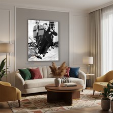 Tablonhazır Dikey Cam Tablo Salon Duvar Tablosu Dikey Cam Salıncakta Ataturk Yeni Ev Hediyesi Ofis Tablosu