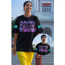 Fuddy Moda Unisex Hunters Sajaboys Kol Baskılı Tişört, Oversize Dizi Temalı Bisiklet Yaka T-Shirt