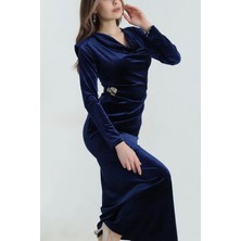 Sharin Kadın Lacivert Kadife Vatkalı Uzun Kol Degaje Yaka Uzun Elbise 5E-4372