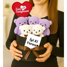 Giftstime Ayıcık Buketi Iyi Ki Varsın Notlu Mor & Beyaz Peluş Ayı  5 Adet Mor Kurdeleli Mesajlı Ayıcık Kutusu Hediye Kutusu   Mor-Beyaz Ayıcık Kutusu Hediye Seti