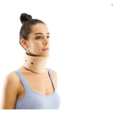 Özbience Şık ve Rahat Tasarımlı Boyunluk, Günlük Kullanım Için Ideal Seçenek