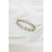 Stella Fortis Paslanmaz Çelik Bileklik – Mat Metal | Gerilebilir Metal Bloklu Tasarım