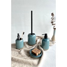 Özbience Pratik ve Şık 4'lü Banyo Seti, Temizlik ve Konforu Bir Arada Sunar