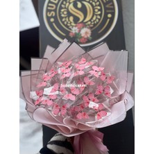 Özbience Renkli Kelebek Buketi, Zarif ve Canlı Çiçek Aranjmanı