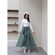 Esra Helvacı Bağlama Detaylı Ekose Etek