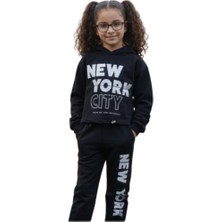 Cuties Kız Çocuk Siyah Baskılı Kapüşonlu Crop Eşofman Takımı – Pamuklu ve Lastikli Spor Kombin