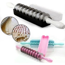 Pratik 9 Bıçaklı Mantı Kesme Merdanesi ( Lisinya )