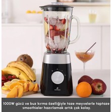Paslanmaz Çelik Bıçaklı 1,5 Lt Cam Sürahiyle Smoothie Blender Siyah