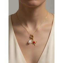 NKT Collection Incili Kırmızı Mineli Kutup Yıldızı Kolye