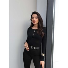 Esra Helvacı Kayık Yaka Transparan Bluz