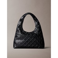 Calvin Klein Kadın Emblem Puffer Omuz Çantası