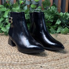 Mey Ayakkabı Rugan Kemer Detaylı Düz Siyah Bot M4580