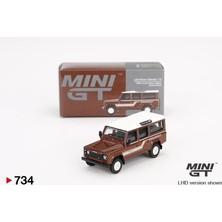 Mini Gt MGT00734 1/64 Land Rover Defender 110 1985 County Station Wagon Russet Brown