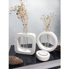 Emily Samy Beyaz Masaüstü Minimal 2'li Vazo Seti, Yuvarlak-Kare Formlu, Cam Tüplü Vazo