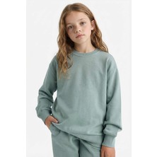 DeFacto Kız Çocuk Relax Fit Bisiklet Yaka Basic Düz Okul Sweatshirt A2797A825AU