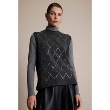 DeFacto Regular Fit Bisiklet Yaka Nakışlı Triko Süveter G6355AX25WN