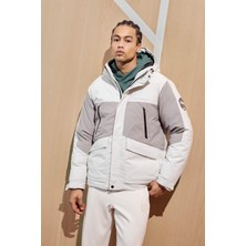 DeFacto Su İtici Regular Fit Kapüşonlu Rüzgar Geçirmez Mont E9489AX25WN