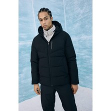 DeFacto Su İtici Rüzgar Geçirmez Regular Fit Kapüşonlu Fermuarlı Cepli Kışlık Mont E9491AX25WN