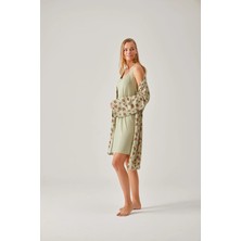 Pamuk & Pamuk Fıstık Yeşil Çiçekli Viskon Kadın Sabahlık