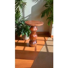 Fındık Renk Doğal Ahşap Tekli Yan Sehpa