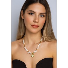 Solare Accessories Doğal Ay Taşı & Altın Detaylı Minimal Kolye – Enerji Dengeleyici Tasarım