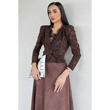 Gülseli Kadın Içi Güpürlü Omuz Vatkalı Kendinden Desenli Bluz P-00019787