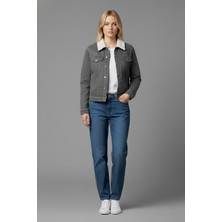 Kadın Kemer Detaylı Çift Cepli Içi Kürklü Denim Mont