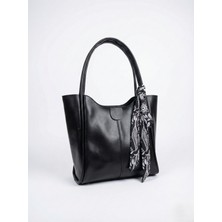 ÜçKol Ticaret Vera Fularlı Deri Görünümlü Çanta