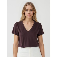 Jimmy Key Kahverengi V Yaka Kısa Kollu Modal Örme Tişört