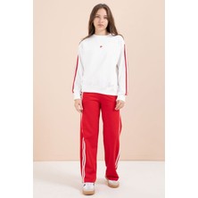 Cansın Mini Kırmızı Şerit Detaylı Geniş Paça Nakışlı Kız Oversize Eşofman Takımı 23454