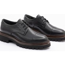 24174 Erkek Siyah Deri Kalın Tabanlı Klasik Ayakkabı