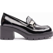 35 Kadın Siyah Rugan Kalın Yüksek Topuklu Ayakkabı