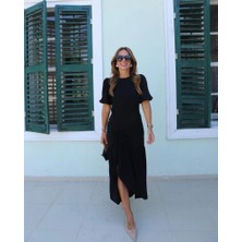 Kadın Kısa Kollu Bisiklet Yakalı Yandan Yırtmaçlı Büzgülü Janjan Krep Elbise