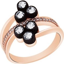 Diamond Line-Gülaylar  8 Ayar Elmas Görünümlü Yüzük