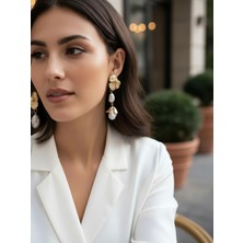 Alya's Aksesuar Zr Model Çiçek Detaylı Incili Küpe