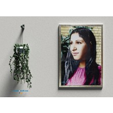 Zerya Postera Leyla Qasim - Leyla Qasim Çerçeveli Posteri (32X47 cm Çerçeveli)