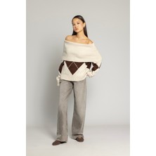 Nisan Triko Baklava Desen Madonna Yaka Kazak