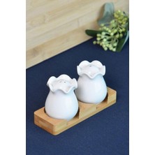 Şık Bambu ve Porselen Tuzluk Seti, 2'li Standlı Tasarım