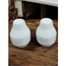 Şık 2'li Porselen Tuzluk ve Biberlik Takımı, Zarif ve Kullanışlı Set