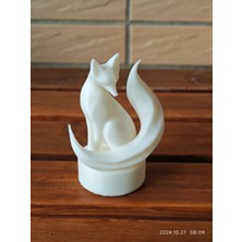 Polizer Beyaz Minimalist Tilki Heykeli – Modern 3D Dekoratif Ev ve Ofis Süsü